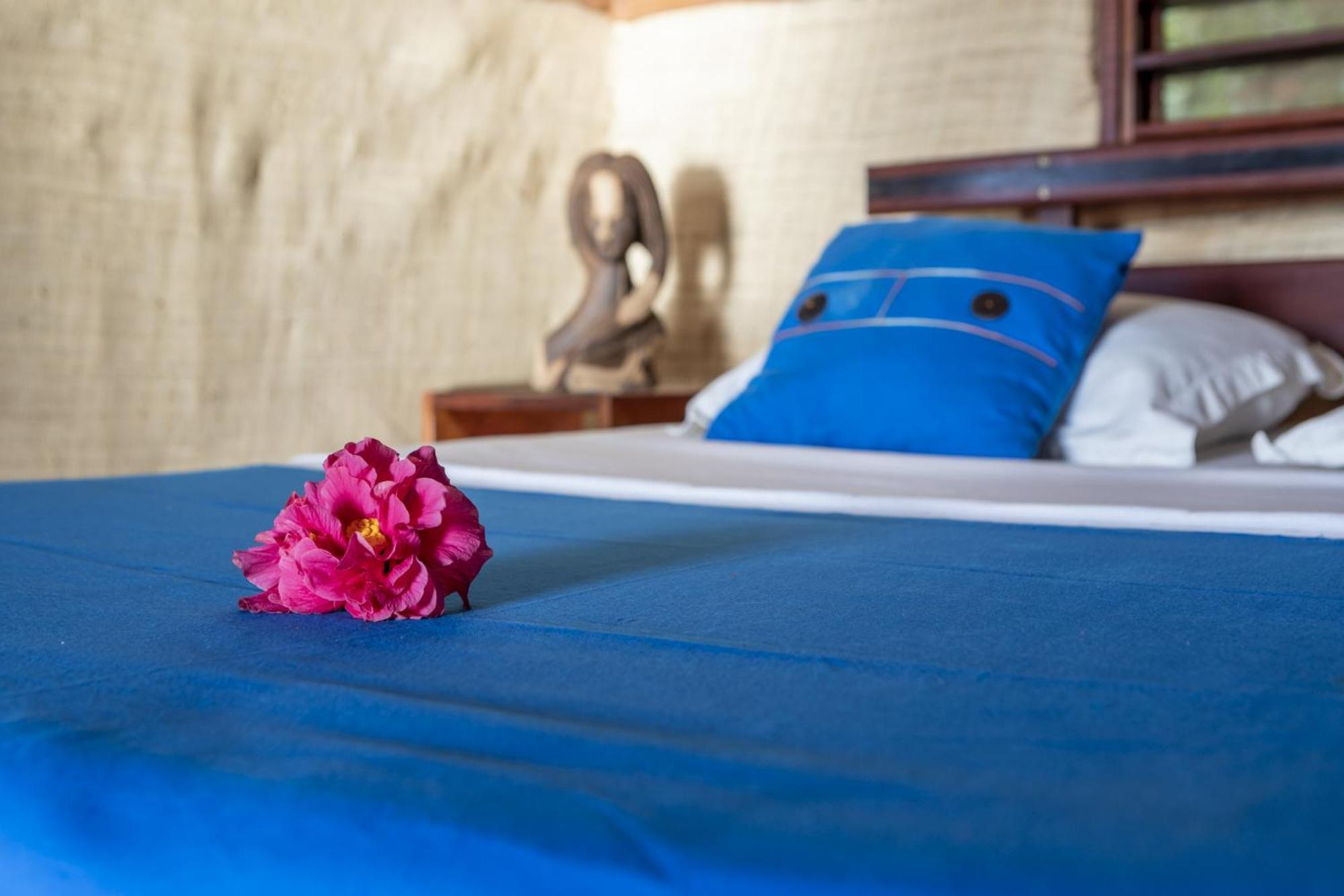 Floraly Komba Hotel - Nosy Komba Exteriér fotografie